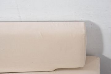 中古　美品　カリモク(karimoku)　スタンダードモダンシリーズ　ウォールナット　スウェード調のクッションカバーが取り出し可能タイプのカウチソファ(ソファ、1人掛け、2人掛け)(定価約15万円)(R-081171)