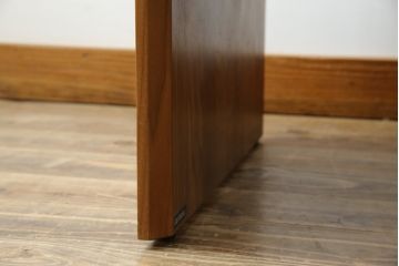 中古　美品　カリモク(karimoku)　スタンダードモダンシリーズ　ウォールナット　スウェード調のクッションカバーが取り出し可能タイプのシンプルなベンチ(長椅子、1人掛け、2人掛け)(定価約11万円)(R-081172)