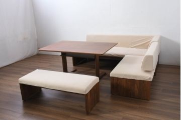 中古　カリモク家具(karimoku)　スタンダードモダンシリーズ　ウォールナット材　天板下に収納スペースがある食堂テーブル(ダイニングテーブル、食卓、4人掛け、6人掛け、作業台)(定価約22万円)(R-081173)