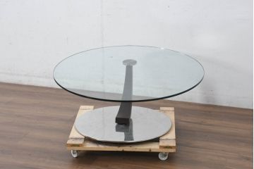中古　希少な廃番品　高級イタリア家具ブランド　CATTELAN(カッテラン)　ガラストップ　どの角度から見ても美しい斬新なモダンデザインが魅力のコーヒーテーブル(ローテーブル、センターテーブル、リビングテーブル、ガラストップテーブル、ラウンドテーブル、丸テーブル)(定価約17万円)(R-081174)