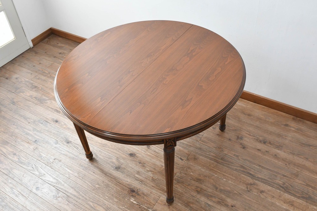 アメリカビンテージ　アメリカンカントリー　上品な装飾が魅力的なエクステンションテーブル　(R-081175)