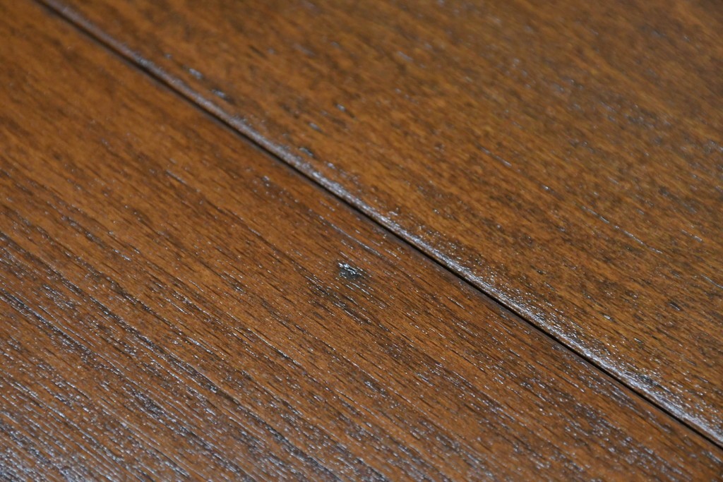 アメリカビンテージ　アメリカンカントリー　上品な装飾が魅力的なエクステンションテーブル　(R-081175)