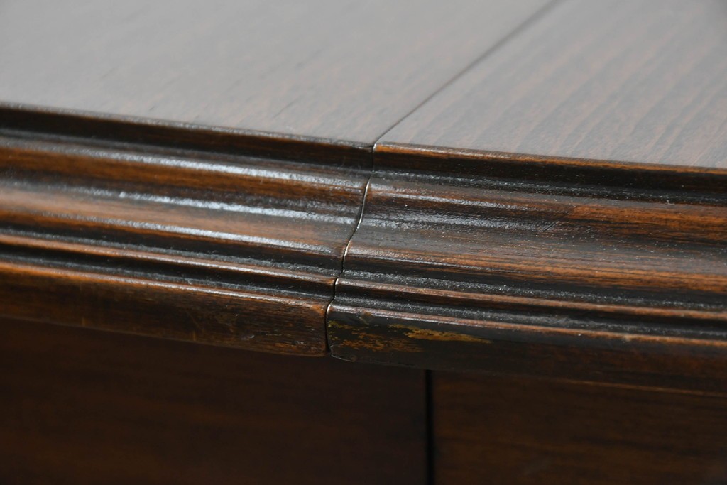 アメリカビンテージ　アメリカンカントリー　上品な装飾が魅力的なエクステンションテーブル　(R-081175)