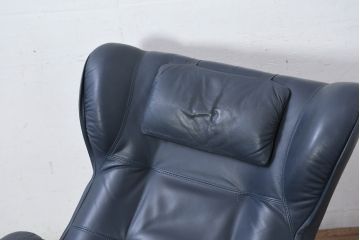 和製ビンテージ　maruni(マルニ木工)　オールドマルニ　本革(レザー)　優雅な寛ぎの時間を演出するリクライニングチェアとオットマンのセット(1Pソファ、アームソファ、ラウンジチェア、フットスツール、椅子、イス、ヴィンテージ)(R-081177)