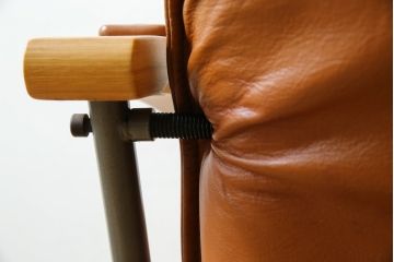 デンマークビンテージ　フランスベッド取り扱い　デンマークブランド　KEBE(ケベ)　本革(レザー)　のんびり過ごせるリクライニングチェアとオットマンのセット(1Pソファ、アームソファ、ラウンジチェア、フットスツール、椅子、イス、ヴィンテージ、北欧)(R-081178)