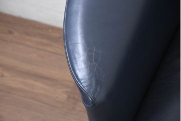 中古　WITTMANN(ヴィットマン)　Paolo Piva(パオロ ピーヴァ)　Aura Armchair(オーラ アームチェア)　本革(レザー)　重厚感と気品を兼ね備えた一人掛けソファ2脚セット(アームチェア、1人掛けソファ、1Pソファ、バラ売り可能)(定価2脚で約70万円)(R-081185)