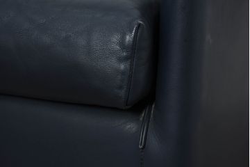中古　WITTMANN(ヴィットマン)　Paolo Piva(パオロ ピーヴァ)　Aura Armchair(オーラ アームチェア)　本革(レザー)　重厚感と気品を兼ね備えた一人掛けソファ2脚セット(アームチェア、1人掛けソファ、1Pソファ、バラ売り可能)(定価2脚で約70万円)(R-081185)