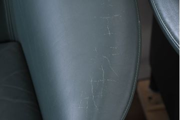 中古　WITTMANN(ヴィットマン)　Paolo Piva(パオロ ピーヴァ)　Aura Armchair(オーラ アームチェア)　本革(レザー)　重厚感と気品を兼ね備えた4脚セット(アームチェア、1人掛けソファ、1Pソファ、バラ売り可能)(定価4脚で約140万円)(R-081186)