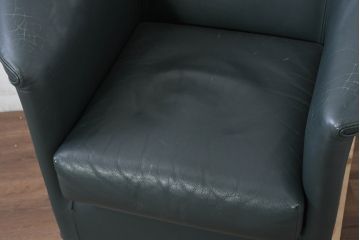 中古　WITTMANN(ヴィットマン)　Paolo Piva(パオロ ピーヴァ)　Aura Armchair(オーラ アームチェア)　本革(レザー)　重厚感と気品を兼ね備えた4脚セット(アームチェア、1人掛けソファ、1Pソファ、バラ売り可能)(定価4脚で約140万円)(R-081186)