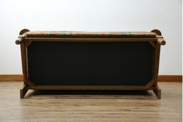 中古　美品　三越百貨店取り扱い　Brugge(ブルージュ)　オーク材　英国カントリースタイルのお部屋におすすめな2人掛けソファ(アームソファ、2Pソファ、二人掛け、ラブソファ)(定価約30万円)(R-081188)