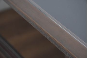 イタリアビンテージ　秀逸なデザイン　ローズウッド　ブラス(真鍮)フレーム　エンボス銅鉄の上品なショーケース(Gケース、ショーケース、ディスプレイケース、コレクションケース、飾り棚、陳列棚、収納棚、店舗什器、ヴィンテージ)(R-081189)