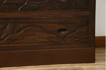 中古　軽井沢彫り　天板リメイク　牡丹の図　繊細な意匠が楽しめるサイドチェスト(サイドボード)(R-081191)