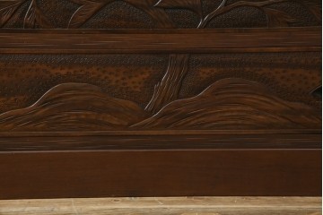 中古　軽井沢彫り　天板リメイク　牡丹の図　繊細な意匠が楽しめるサイドチェスト(サイドボード)(R-081191)