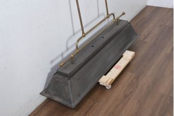 中古　高級品　希少!!　お洒落な空間づくりにおすすめな真鍮製のプールバーライト(プールバーランプ、ビリヤードライト、ビリヤードランプ、天井照明、吊り下げ照明、ランプシェード)(R-081192)