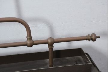 中古　高級品　希少!!　お洒落な空間づくりにおすすめな真鍮製のプールバーライト(プールバーランプ、ビリヤードライト、ビリヤードランプ、天井照明、吊り下げ照明、ランプシェード)(R-081193)
