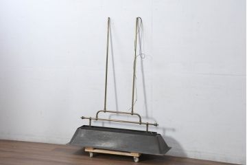 中古　高級品　希少!!　お洒落な空間づくりにおすすめな真鍮製のプールバーライト(プールバーランプ、ビリヤードライト、ビリヤードランプ、天井照明、吊り下げ照明、ランプシェード)(R-081195)