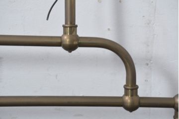 中古　高級品　希少!!　お洒落な空間づくりにおすすめな真鍮製のプールバーライト(プールバーランプ、ビリヤードライト、ビリヤードランプ、天井照明、吊り下げ照明、ランプシェード)(R-081195)