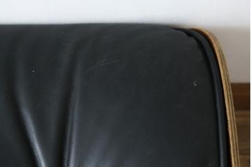 アメリカビンテージ　Hermanmiller(ハーマンミラー社)　ローズウッド材　チャールズ&レイ・イームズ　モダンで大人空間を演出するオットマン(フットスツール、椅子、イス、チェア、ヴィンテージ)(R-081199)