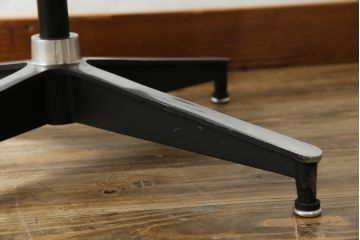 アメリカビンテージ　Hermanmiller(ハーマンミラー社)　ローズウッド材　チャールズ&レイ・イームズ　モダンで大人空間を演出するオットマン(フットスツール、椅子、イス、チェア、ヴィンテージ)(R-081199)