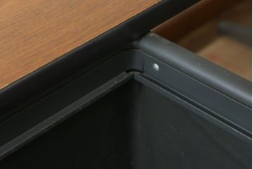 アメリカビンテージ　Hermanmiller(ハーマンミラー社)　アクション・オフィス(Action Office)　ロバート・プロプスト(Robert Propst)　ジョージ・ネルソン(George Nelson)　スタイリッシュなデザインが素敵なワークデスク(机、作業台、在宅用、在宅ワーク用、ヴィンテージ)(R-081202)