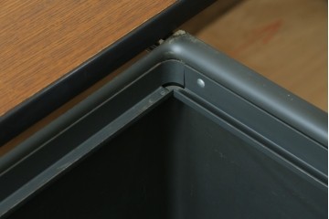 アメリカヴィンテージ　Hermanmiller(ハーマンミラー社)　アクション・オフィス(Action Office)　ロバート・プロプスト(Robert Propst)　ジョージ・ネルソン(George Nelson)　スタイリッシュなデザインが素敵なワークデスク　(R-081202)