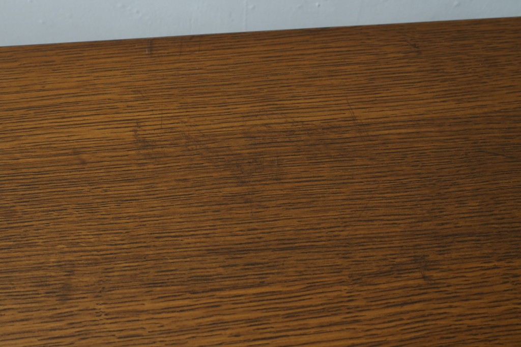 アメリカヴィンテージ　Hermanmiller(ハーマンミラー社)　アクション・オフィス(Action Office)　ロバート・プロプスト(Robert Propst)　ジョージ・ネルソン(George Nelson)　スタイリッシュなデザインが素敵なワークデスク　(R-081202)