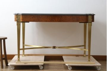 中古　最高級!!　イタリア輸入家具　天板黒御影石　マホガニー材　真鍮(しんちゅう)製　上質さが感じられる凝った造り込みが魅力的なデスク(平机、ワークデスク、在宅用、在宅ワーク用)(定価約120万円)(R-081204)