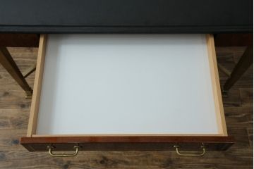 中古　最高級!!　イタリア輸入家具　天板黒御影石　マホガニー材　真鍮(しんちゅう)製　上質さが感じられる凝った造り込みが魅力的なデスク(平机、ワークデスク、在宅用、在宅ワーク用)(定価約120万円)(R-081204)