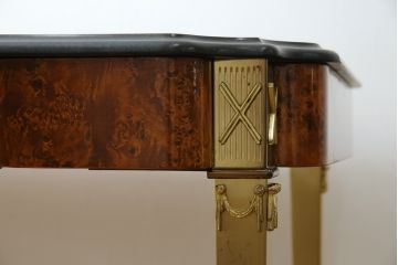 中古　最高級!!　イタリア輸入家具　天板黒御影石　マホガニー材　真鍮(しんちゅう)製　上質さが感じられる凝った造り込みが魅力的なデスク(平机、ワークデスク、在宅用、在宅ワーク用)(定価約120万円)(R-081204)