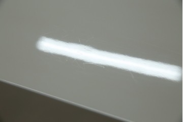 中古　Harrods購入　イギリス高級家具　FRATO(フラト)　DIDOT(ディドー)　フェイクレザー(人口皮革)　幾何学的なデザインが魅力的なサイドボード 定価約120万円　 (R-081206)