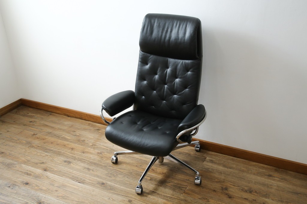 中古　ノルウェー　EKORNES(エコーネス)社　本革　Stressless Metro Office (ストレスレス メトロ オフィス)　インダストリアルな高級デスクチェア　定価約31万円　(R-081207)