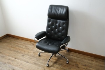 中古　ノルウェー　EKORNES(エコーネス)社　本革　Stressless Metro Office (ストレスレス メトロ オフィス)　インダストリアルな高級デスクチェア　定価約31万円　(R-081207)