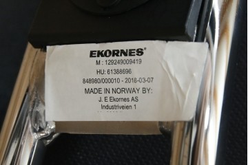 中古　ノルウェー　EKORNES(エコーネス)社　本革　Stressless Metro Office (ストレスレス メトロ オフィス)　インダストリアルな高級デスクチェア　定価約31万円　(R-081207)
