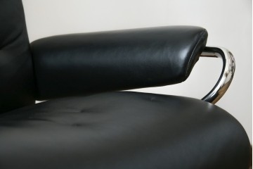 中古　ノルウェー　EKORNES(エコーネス)社　本革　Stressless Metro Office (ストレスレス メトロ オフィス)　インダストリアルな高級デスクチェア　定価約31万円　(R-081207)