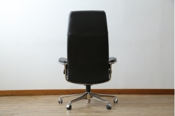 中古　ノルウェー　EKORNES(エコーネス)社　本革　Stressless Metro Office (ストレスレス メトロ オフィス)　インダストリアルな高級デスクチェア　定価約31万円　(R-081207)