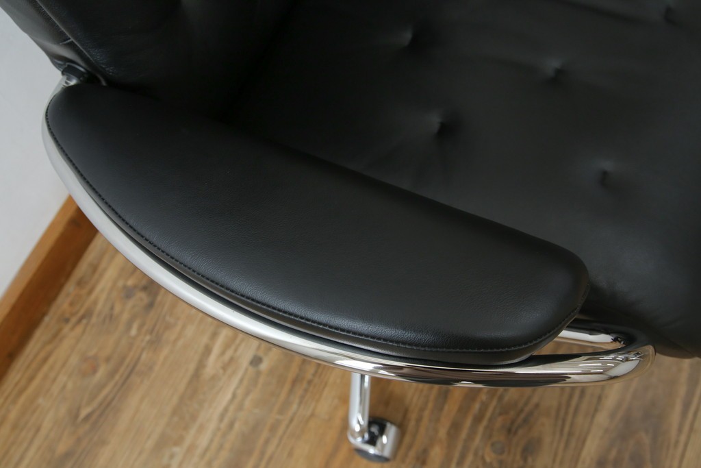 中古　ノルウェー　EKORNES(エコーネス)社　本革　Stressless Metro Office (ストレスレス メトロ オフィス)　インダストリアルな高級デスクチェア　定価約31万円　(R-081207)