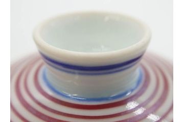 酒井田柿右衛門　肥前国南川原　染錦　二重渦福　丸形　約10cm　3.1寸　匠の技が光る珍味入5客セット(蓋付き器、裏印、小物入れ、香合、蓋物、菓子鉢、茶壷、共箱付き、和食器、陶器、三寸一分)(R-081209)