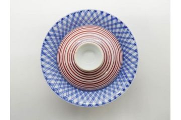 酒井田柿右衛門　肥前国南川原　染錦　二重渦福　丸形　約10cm　3.1寸　匠の技が光る珍味入5客セット(蓋付き器、裏印、小物入れ、香合、蓋物、菓子鉢、茶壷、共箱付き、和食器、陶器、三寸一分)(R-081209)