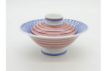 酒井田柿右衛門　肥前国南川原　染錦　二重渦福　丸形　約10cm　3.1寸　匠の技が光る珍味入5客セット(蓋付き器、裏印、小物入れ、香合、蓋物、菓子鉢、茶壷、共箱付き、和食器、陶器、三寸一分)(R-081209)