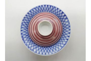 酒井田柿右衛門　肥前国南川原　染錦　二重渦福　丸形　約10cm　3.1寸　匠の技が光る珍味入5客セット(蓋付き器、裏印、小物入れ、香合、蓋物、菓子鉢、茶壷、共箱付き、和食器、陶器、三寸一分)(R-081209)