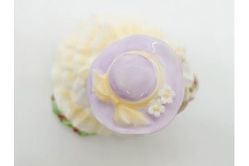 イギリス　COALPORT(コールポート)　淡い彩色が美しいフィギュリン3点セット(Loretta、Carla、Ladies of Fashion Strawberry Fayre、女性、貴婦人、置物、ディスプレイ、英国)(R-081210)