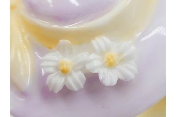 イギリス　COALPORT(コールポート)　淡い彩色が美しいフィギュリン3点セット(Loretta、Carla、Ladies of Fashion Strawberry Fayre、女性、貴婦人、置物、ディスプレイ、英国)(R-081210)
