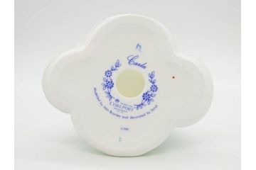 イギリス　COALPORT(コールポート)　淡い彩色が美しいフィギュリン3点セット(Loretta、Carla、Ladies of Fashion Strawberry Fayre、女性、貴婦人、置物、ディスプレイ、英国)(R-081210)