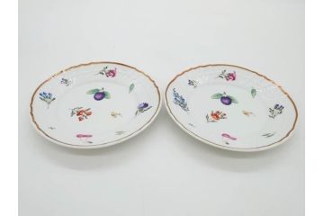 イタリア　Richard Ginori(リチャードジノリ)　イタリアンフルーツ　ベッキオフルーツ　ボンジョルノ　プルーン　チェリー　食卓に彩を添えるジノリ9点セット(花、フラワー、果物、チョコレートカップ&ソーサー、S&C、皿、バタープレート、ボンボニエール、デミタス、金彩)(R-081211)