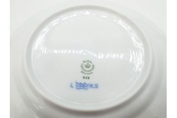 デンマーク　ROYAL COPENHAGEN(ロイヤルコペンハーゲン)　ブルーフルーテッド ハーフレース　(大)約25cm　(小)約19cm　繊細な絵付けが可愛らしいプレート3枚セット(大皿、中皿、洋食器、北欧)(R-081212)