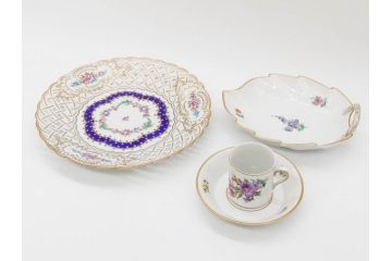 ドイツ　Dresden(ドレスデン)　カール・ティーメ工房　金彩　透かし　花柄　リーフプレート　デミタスカップ&ソーサー　煌びやかで麗しいプレート2枚&C&Sセット(フラワー、ディッシュ、中皿、変形皿、洋食器)(R-081213)