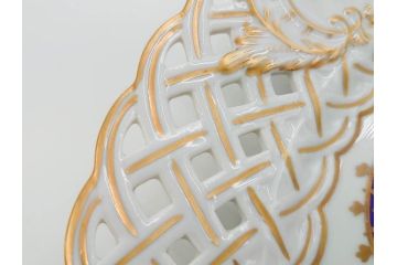 ドイツ　Dresden(ドレスデン)　カール・ティーメ工房　金彩　透かし　花柄　リーフプレート　デミタスカップ&ソーサー　煌びやかで麗しいプレート2枚&C&Sセット(フラワー、ディッシュ、中皿、変形皿、洋食器)(R-081213)