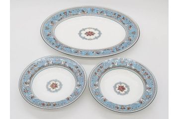 イギリス　WEDGWOOD(ウェッジウッド)　FLORENTINE TURQUOISE(フロレンティーン ターコイズ)　オーバルディッシュ　スーププレート　威風堂々としたデザインが見事なプレート3枚セット(グロテスク文様、フルーツ、果物、大皿、洋食器、英国)(R-081214)