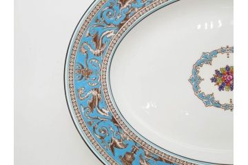 イギリス　WEDGWOOD(ウェッジウッド)　FLORENTINE TURQUOISE(フロレンティーン ターコイズ)　オーバルディッシュ　スーププレート　威風堂々としたデザインが見事なプレート3枚セット(グロテスク文様、フルーツ、果物、大皿、洋食器、英国)(R-081214)