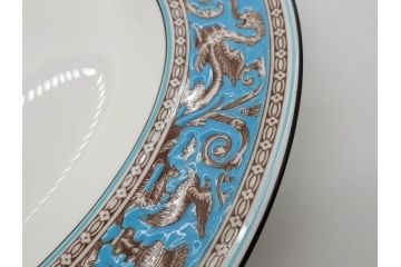 イギリス　WEDGWOOD(ウェッジウッド)　FLORENTINE TURQUOISE(フロレンティーン ターコイズ)　オーバルディッシュ　スーププレート　威風堂々としたデザインが見事なプレート3枚セット(グロテスク文様、フルーツ、果物、大皿、洋食器、英国)(R-081214)